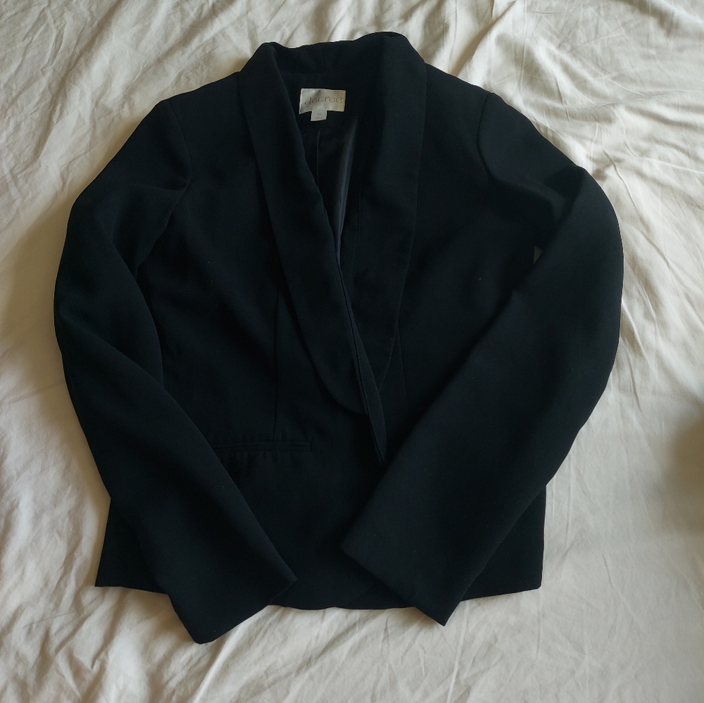Decree brand women's black cropped blazer size XS